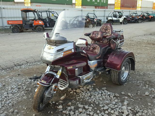 1HFSC2208KA110130 - 1989 HONDA GL1500 BURGUNDY photo 2