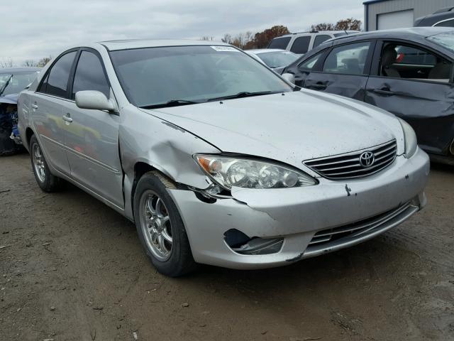 4T1BE32K85U962228 - 2005 TOYOTA CAMRY LE SILVER photo 1