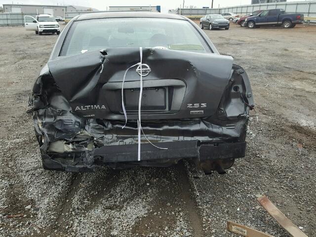 1N4AL11D06C170018 - 2006 NISSAN ALTIMA S GRAY photo 9