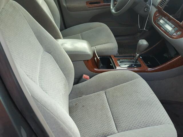 4T1BE30K34U261713 - 2004 TOYOTA CAMRY LE 绿色 照片 5