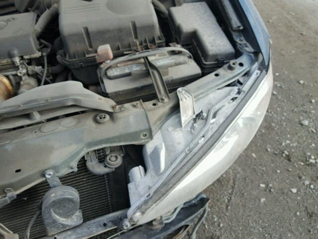 4T1BE30K34U261713 - 2004 TOYOTA CAMRY LE 绿色 照片 9