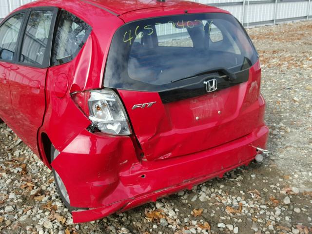 JHMGE8H31DC046078 - 2013 HONDA FIT RED photo 9