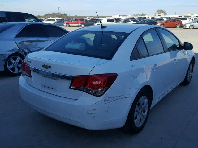 1G1PA5SGXD7239399 - 2013 CHEVROLET CRUZE LS WHITE photo 4