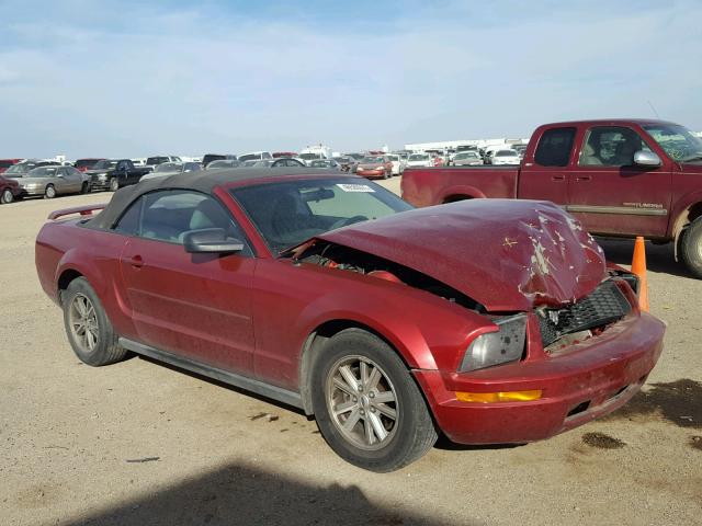 1ZVFT84NX65202486 - 2006 FORD MUSTANG RED photo 1