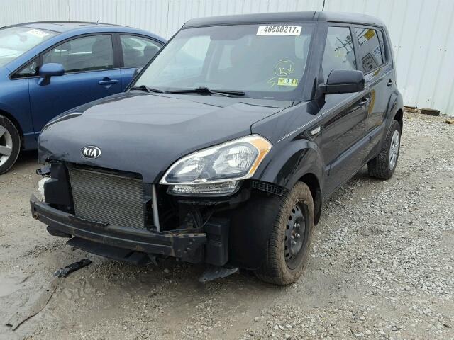 KNDJT2A58D7560864 - 2013 KIA SOUL BLACK photo 2