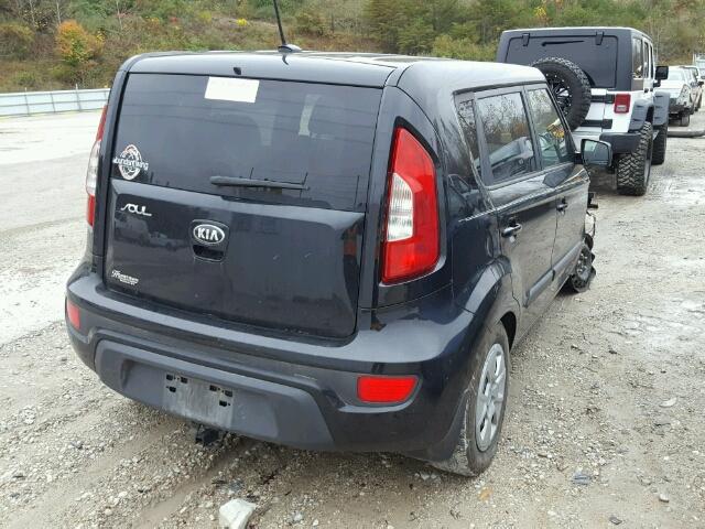 KNDJT2A58D7560864 - 2013 KIA SOUL BLACK photo 4