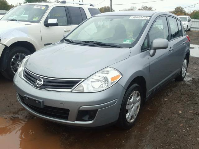 3N1BC1CP3AL373247 - 2010 NISSAN VERSA S GRAY photo 2