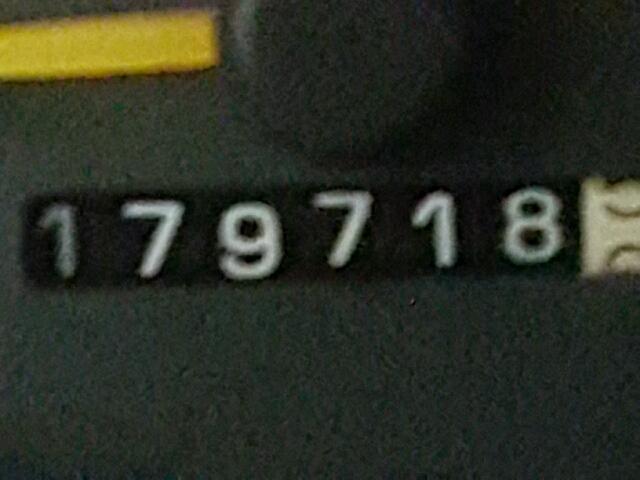 1G2WP52K8YF271466 - 2000 PONTIAC GRAND PRIX შავი ფოტო 8