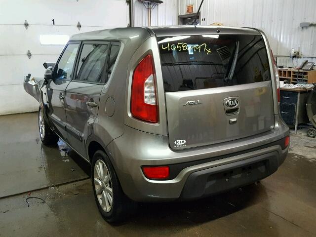 KNDJT2A62D7561744 - 2013 KIA SOUL + GRAY photo 3