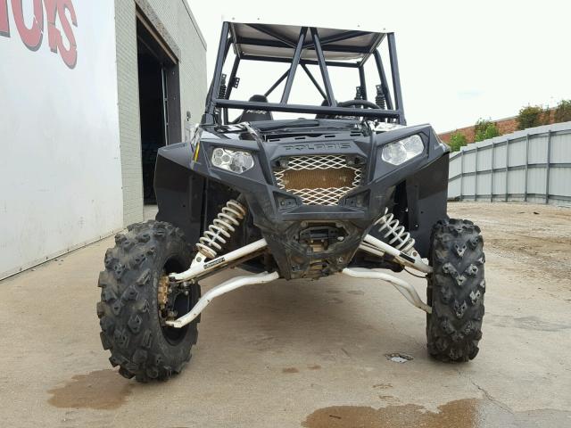 4XAXT9EA0DF679306 - 2013 POLARIS RZR 4 900 TWO TONE photo 3