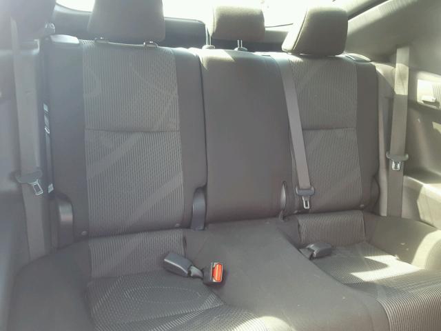 JTKJF5C76C3026865 - 2012 TOYOTA SCION TC 黄色 照片 6