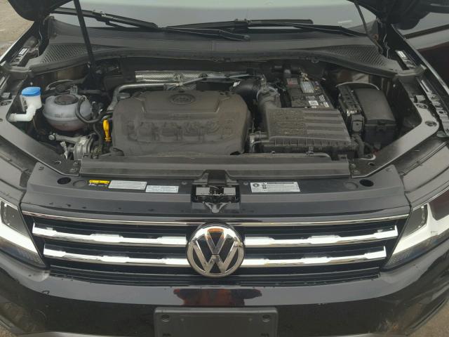 3VV2B7AX6JM015495 - 2018 VOLKSWAGEN TIGUAN SE Чорний фото 7