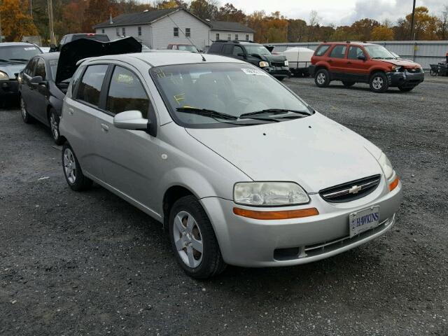 KL1TD62635B416410 - 2005 CHEVROLET AVEO BASE GRAY photo 1