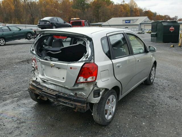 KL1TD62635B416410 - 2005 CHEVROLET AVEO BASE GRAY photo 4