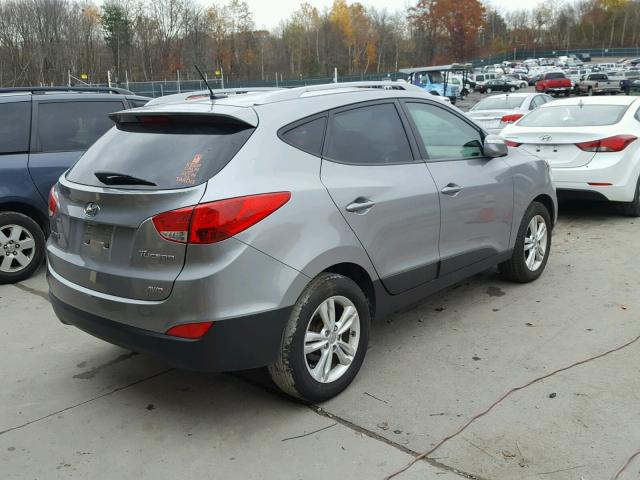 KM8JUCAC0DU739110 - 2013 HYUNDAI TUCSON GLS GRAY photo 4