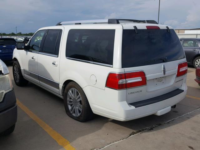 5LMFL27548LJ05156 - 2008 LINCOLN NAVIGATOR Biały zdjęcie 3