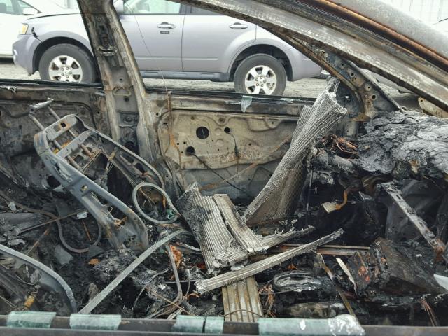 WVWJH63B81E002113 - 2001 VOLKSWAGEN PASSAT GLX GREEN photo 5