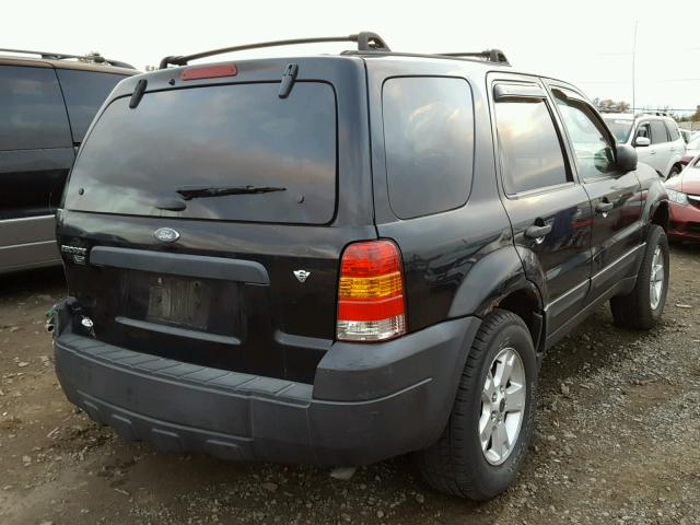 1FMYU93196KB66011 - 2006 FORD ESCAPE BLACK photo 4