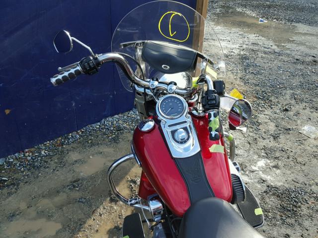 1HD1GZM12CC327542 - 2012 HARLEY-DAVIDSON FLD SWITCH RED photo 5