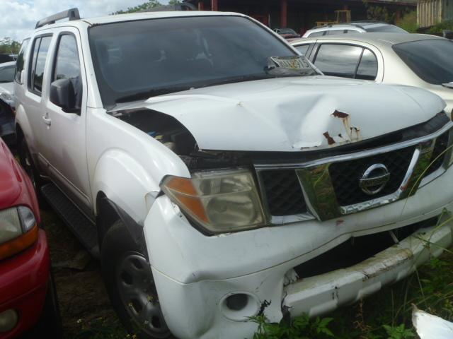 5N1AR18U96C674898 - 2006 NISSAN PATHFINDER WHITE photo 1