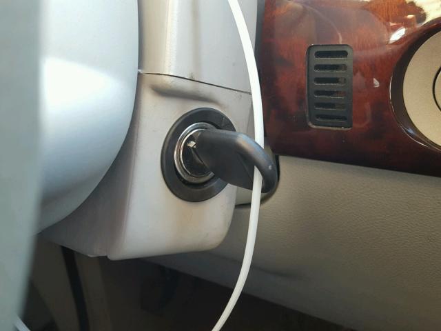 5LMFU28515LJ24688 - 2005 LINCOLN NAVIGATOR BLACK photo 9