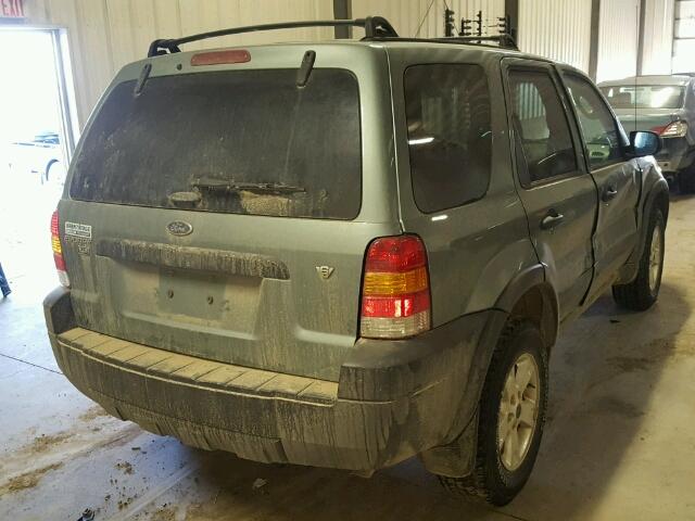 1FMYU93186KC70389 - 2006 FORD ESCAPE XLT GREEN photo 4