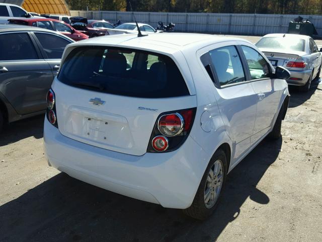 1G1JA6SH7C4130113 - 2012 CHEVROLET SONIC LS WHITE photo 4