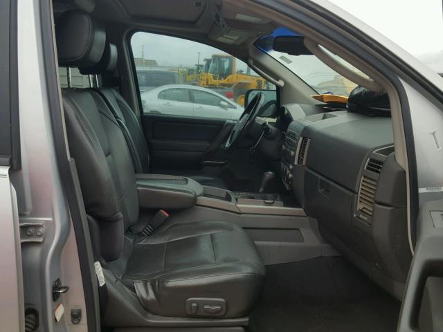 5N1AA08A06N742081 - 2006 NISSAN ARMADA SE SILVER photo 5