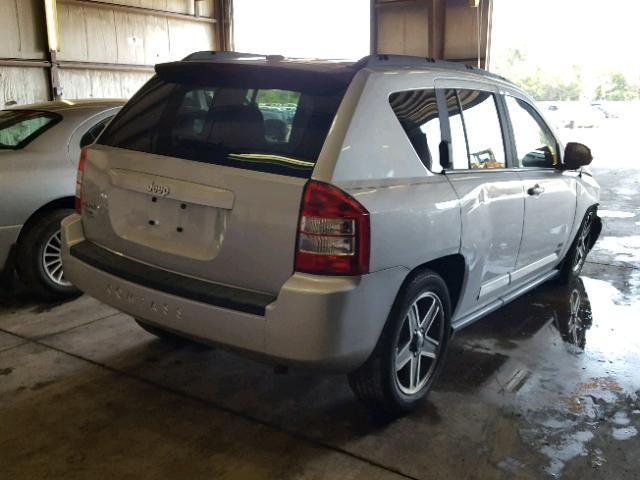 1J4FF47B29D241775 - 2009 JEEP COMPASS SP SILVER photo 4