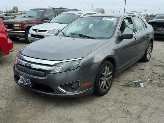 3FAHP0CGXAR271825 - 2010 FORD FUSION SEL GRAY photo 2