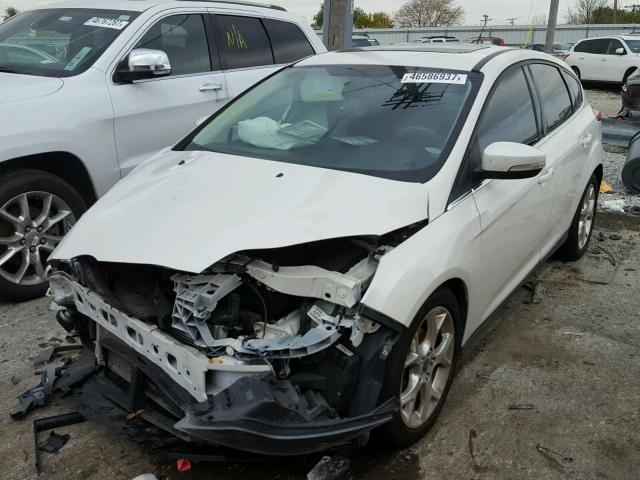 1FADP3N22DL156494 - 2013 FORD FOCUS TITA WHITE photo 2