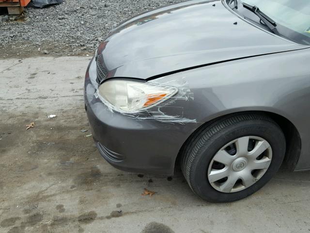 4T1BE30K04U893049 - 2004 TOYOTA CAMRY LE GRAY photo 9
