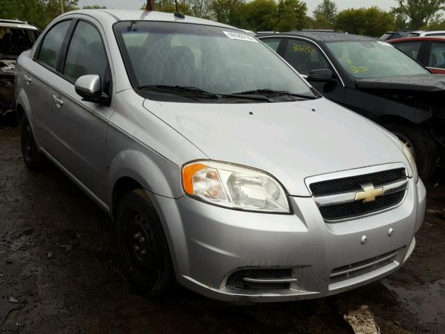 KL1TD56E39B390165 - 2009 CHEVROLET AVEO LS SILVER photo 1
