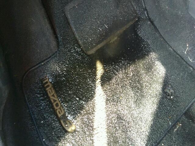 JM1BK343781814709 - 2008 MAZDA 3 HATCHBAC WHITE photo 9