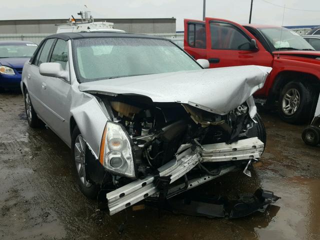 1G6KH5E60BU118964 - 2011 CADILLAC DTS PREMIU SILVER photo 1