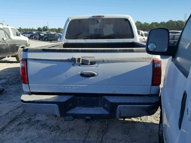 1FT7W2B65CEA28281 - 2012 FORD F250 SUPER WHITE photo 4