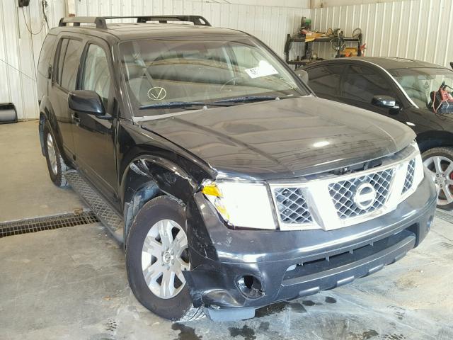 5N1AR18U05C712713 - 2005 NISSAN PATHFINDER BLACK photo 1