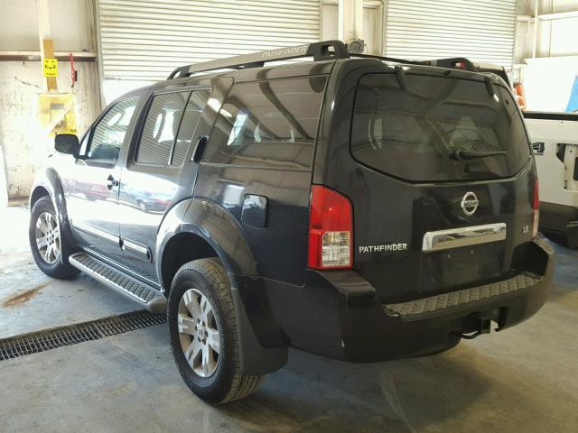 5N1AR18U05C712713 - 2005 NISSAN PATHFINDER BLACK photo 3