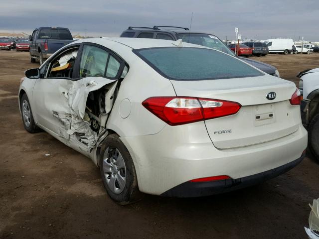 KNAFK4A60F5406321 - 2015 KIA FORTE LX CREAM photo 3