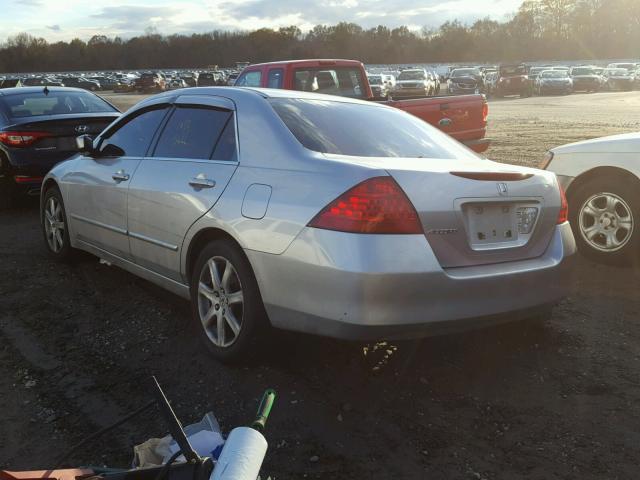 1HGCM56757A134950 - 2007 HONDA ACCORD EX SILVER photo 3