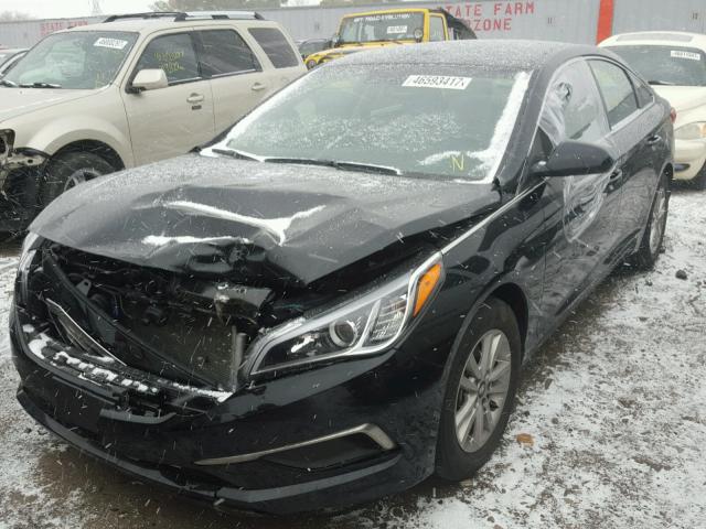 5NPE24AF4GH328450 - 2016 HYUNDAI SONATA SE BLACK photo 2