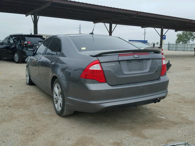 3FAHP0HA8CR137242 - 2012 FORD FUSION SE GRAY photo 3