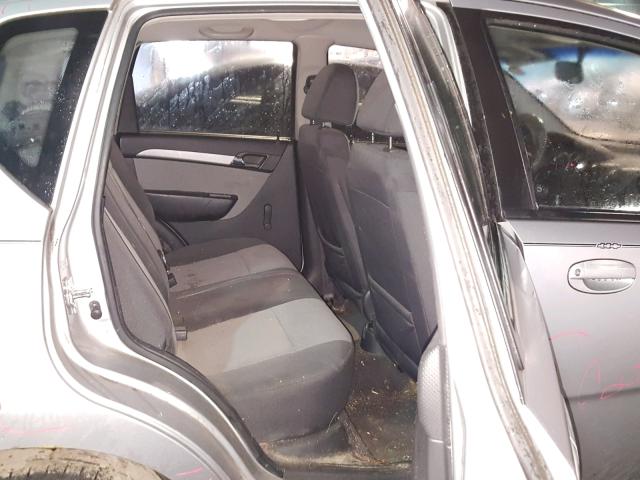 KL1TD66EX9B299741 - 2009 CHEVROLET AVEO LS SILVER photo 6