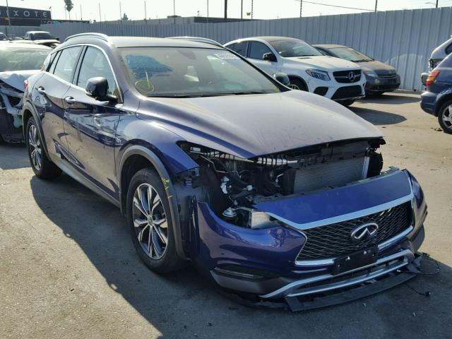 SJKCH5CR6HA031589 - 2017 INFINITI QX30 BASE BLUE photo 1