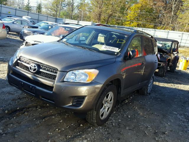 2T3BF4DV8CW236013 - 2012 TOYOTA RAV4 GRAY photo 2