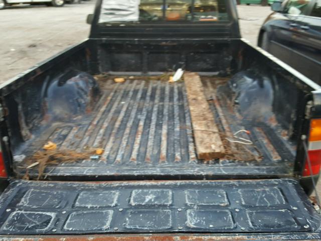 4TANL42N4XZ506977 - 1999 TOYOTA TACOMA BLACK photo 6