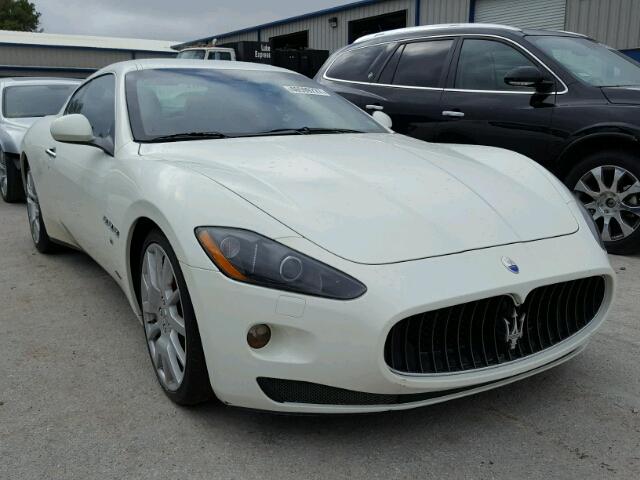 ZAMGJ45A580038237 - 2008 MASERATI GRANTURISM WHITE photo 1