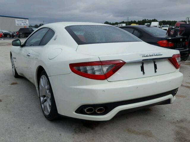 ZAMGJ45A580038237 - 2008 MASERATI GRANTURISM WHITE photo 3