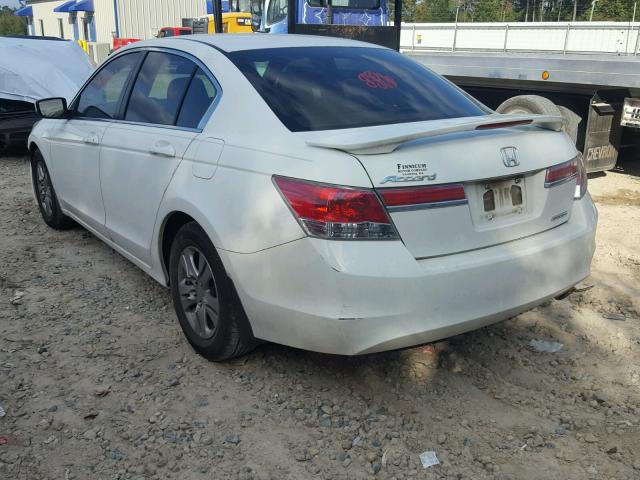 1HGCP2F69BA071664 - 2011 HONDA ACCORD SE WHITE photo 3