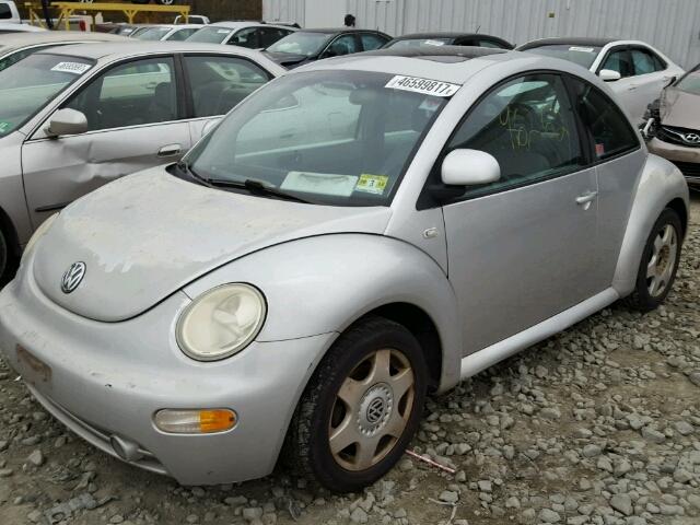 3VWCC21CXYM467618 - 2000 VOLKSWAGEN NEW BEETLE SILVER photo 2